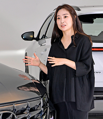 4세대 투싼의 컬러와 소재 디자인을 담당한 윤다혜 연구원