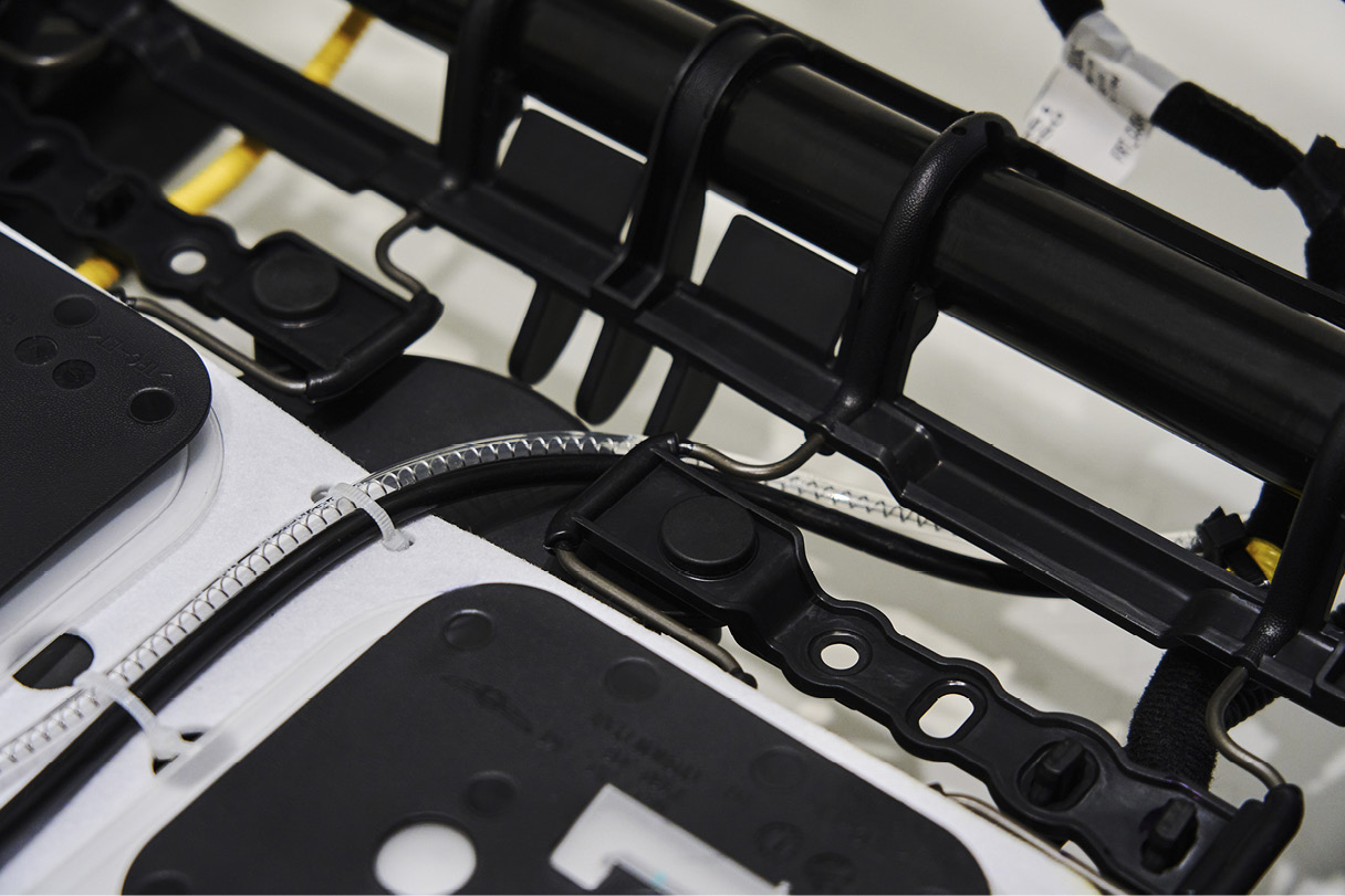 Springs at the ergo motion seat intake pipe