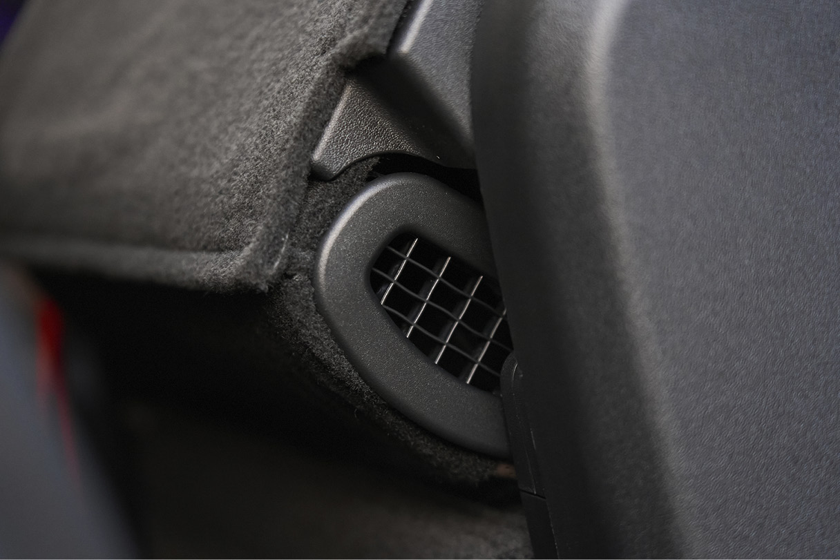 Cushion blower of EV9's ventilation docking system