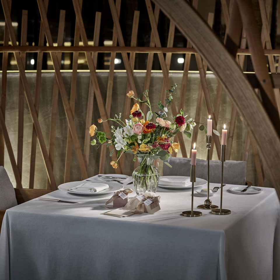 해비치 호텔앤드리조트 제주, 연인들 위한 로맨틱 특선 디너 ‘쥬뗌므 커플 코스’ 선보여