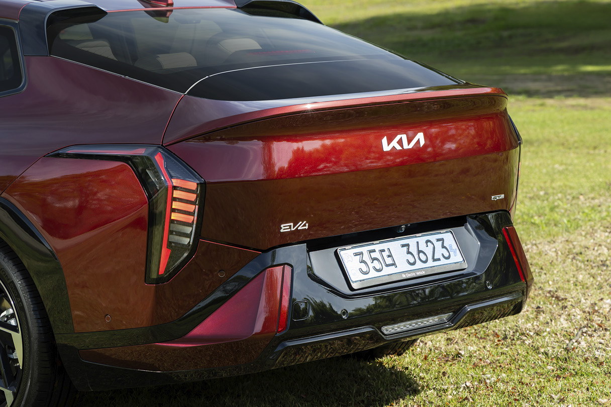 기아 EV4