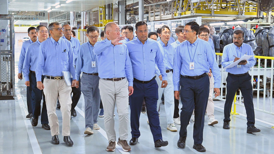 현대차그룹 정의선 회장, 2026년 새해 벽두 글로벌 광폭 경영활동-main