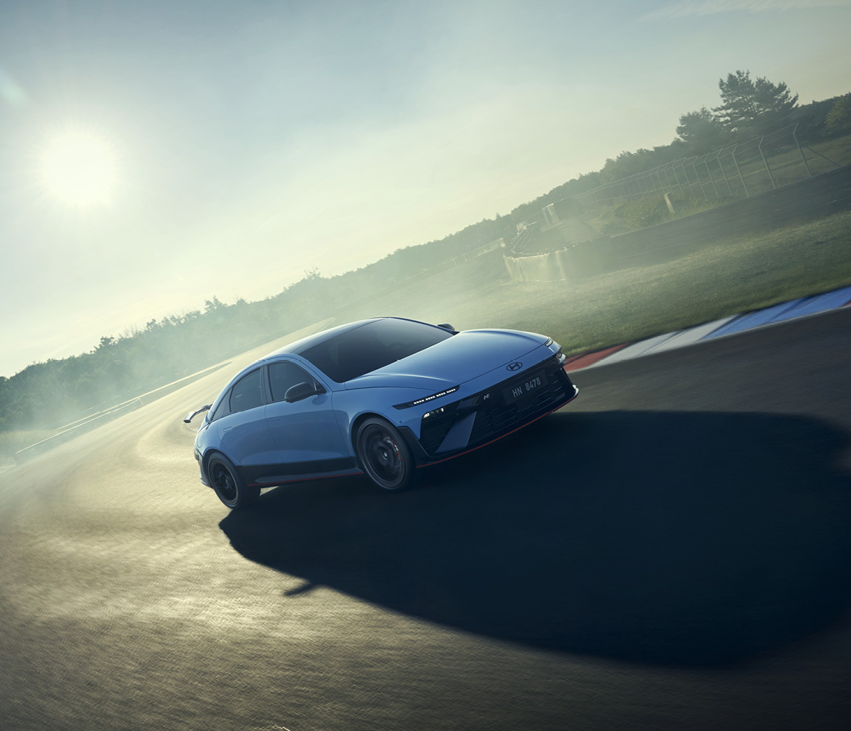 2026 세계 올해의 고성능차에 선정된 현대차 아이오닉 6 N의 모습