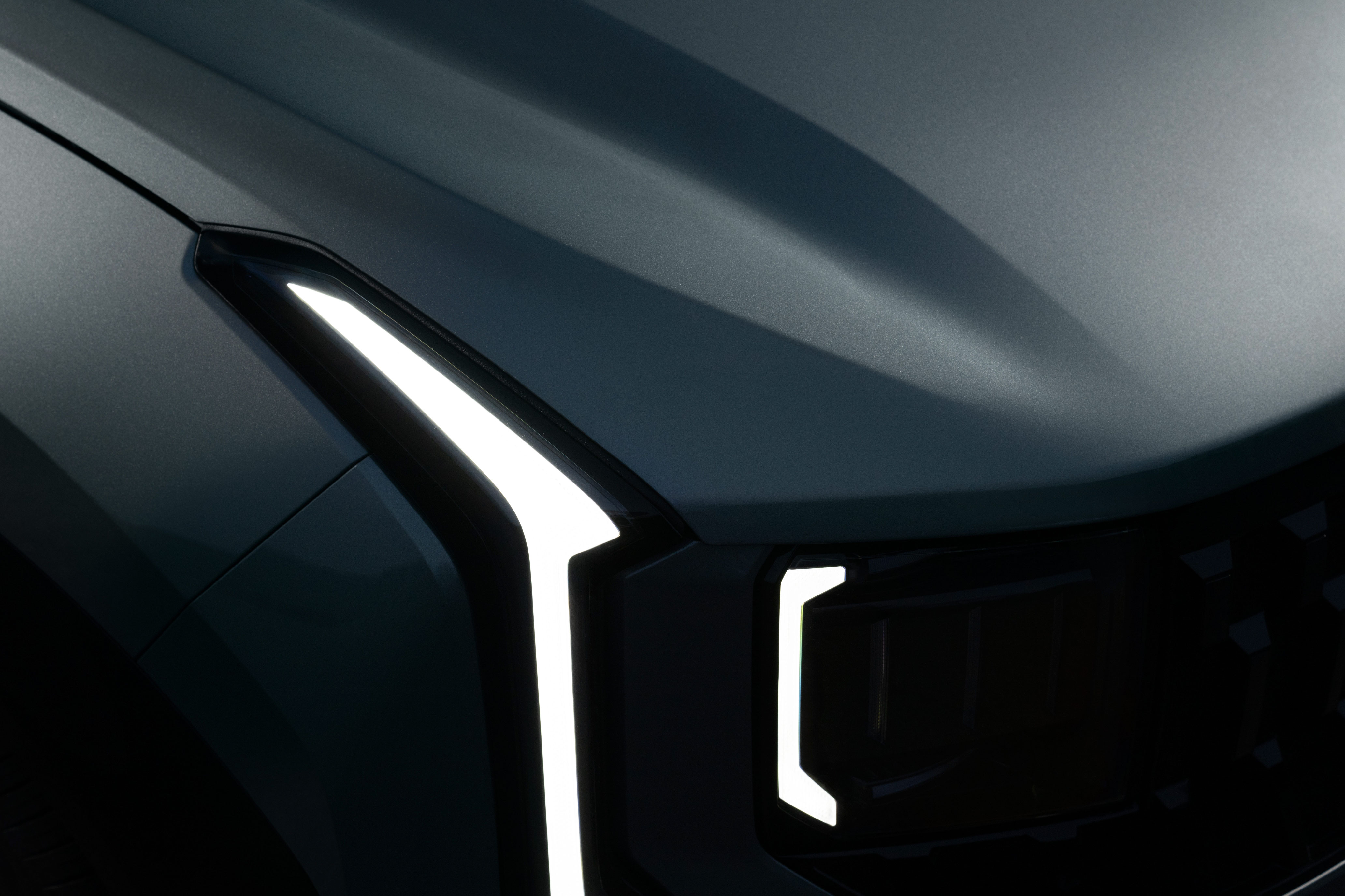 기아 디 올 뉴 셀토스 X-Line 차량의 헤드램프