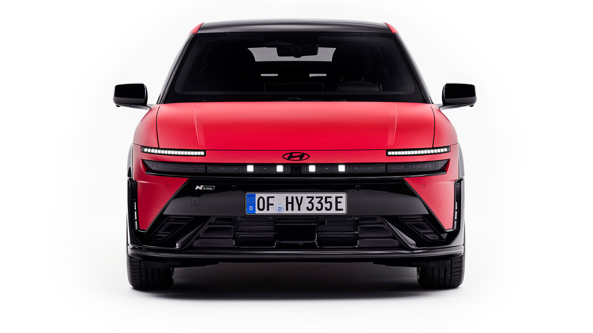 Hyundai Motor Introduces IONIQ 3: Aero Hatch Elevates EV Technology for Simple, Spacious and Intuitive Mobility (7)