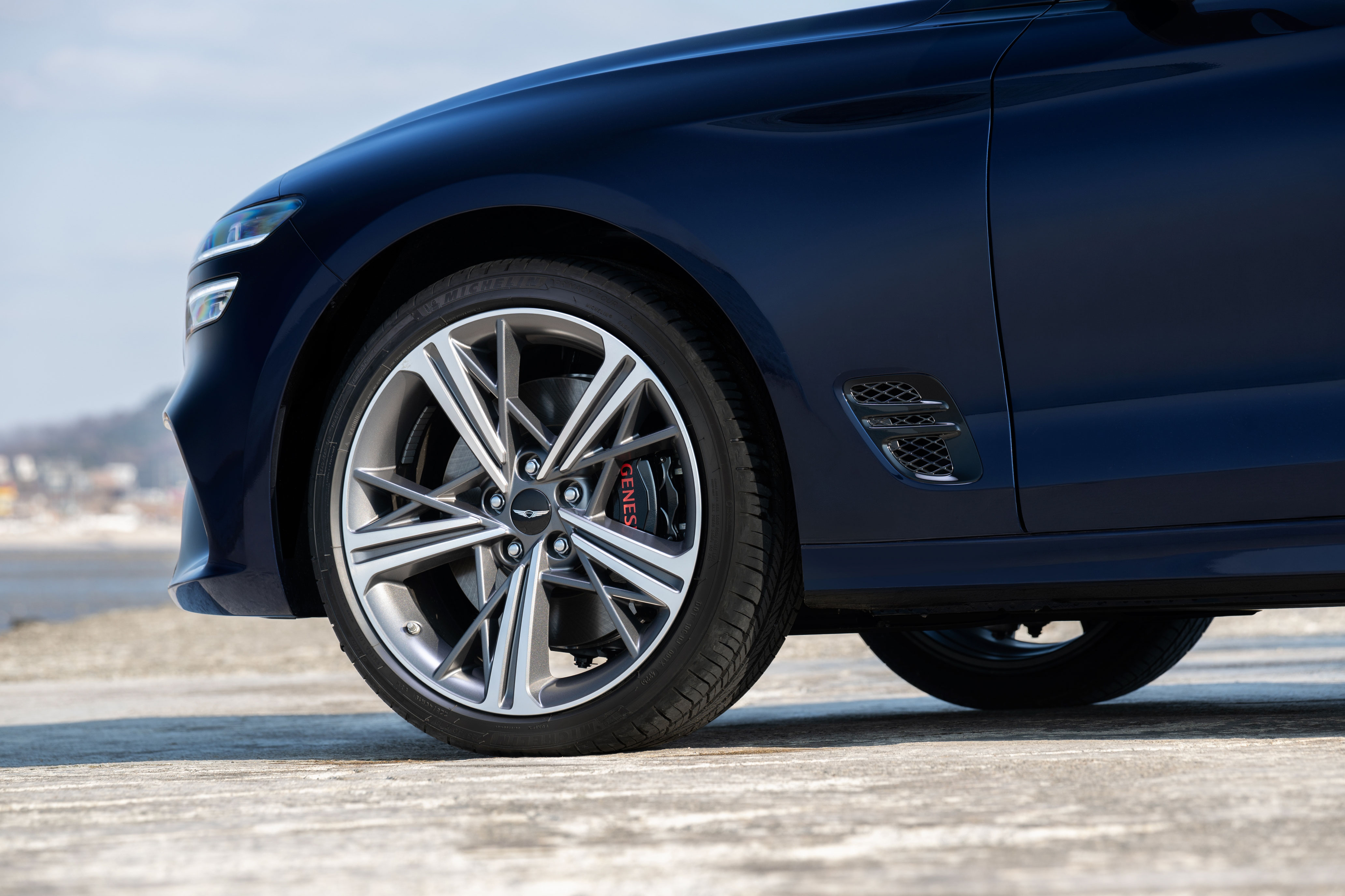 제네시스 G70 슈팅 브레이크 차량의 휠