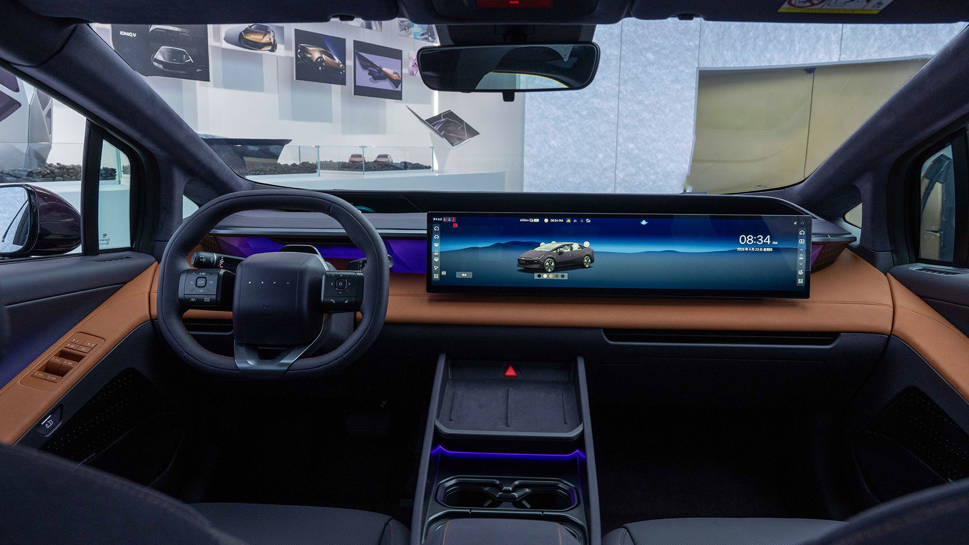 2026 베이징 국제 모터쇼 현대차 부스에 전시된 아이오닉 V 내장