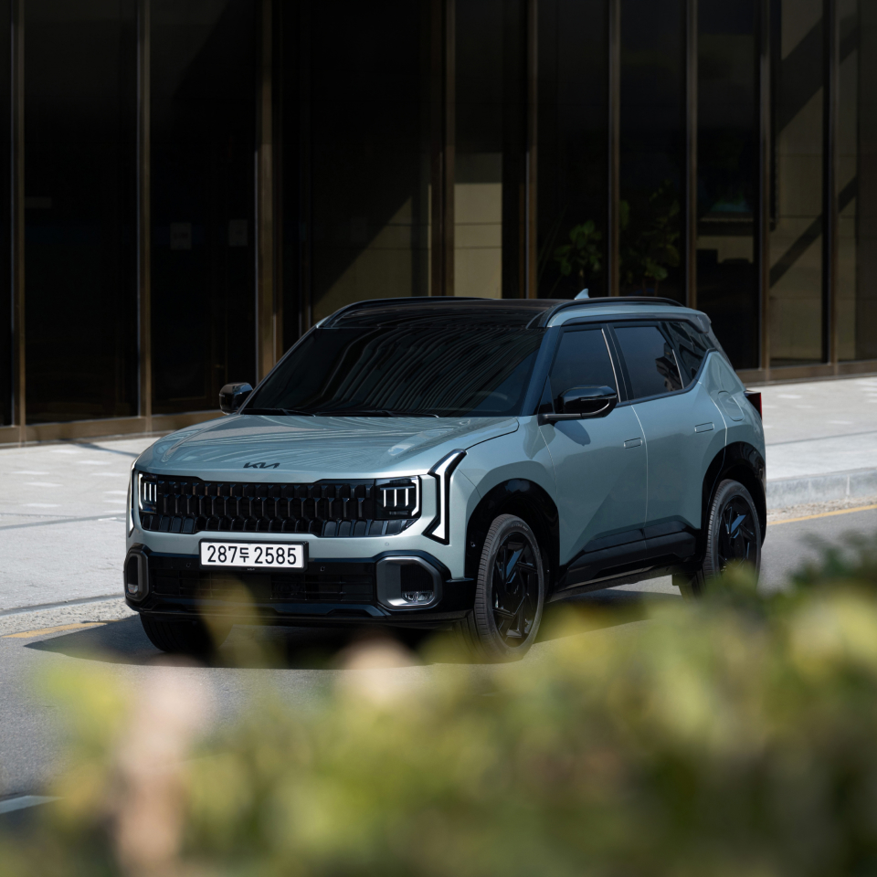 더욱 강인한 존재감, 디 올 뉴 셀토스 X-Line과 함께 스타일을 완성해보세요.